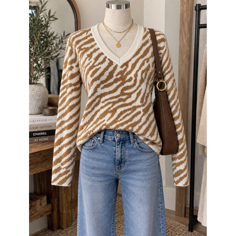 Vero Moda Zebra Print V-Neck Sweater XS Camel Cream Oversized Knit